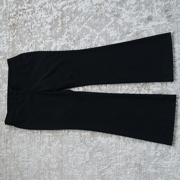Ann Taylor Modern Fit Bootcut Trousers 4P Black Petite - Picture 3 of 14